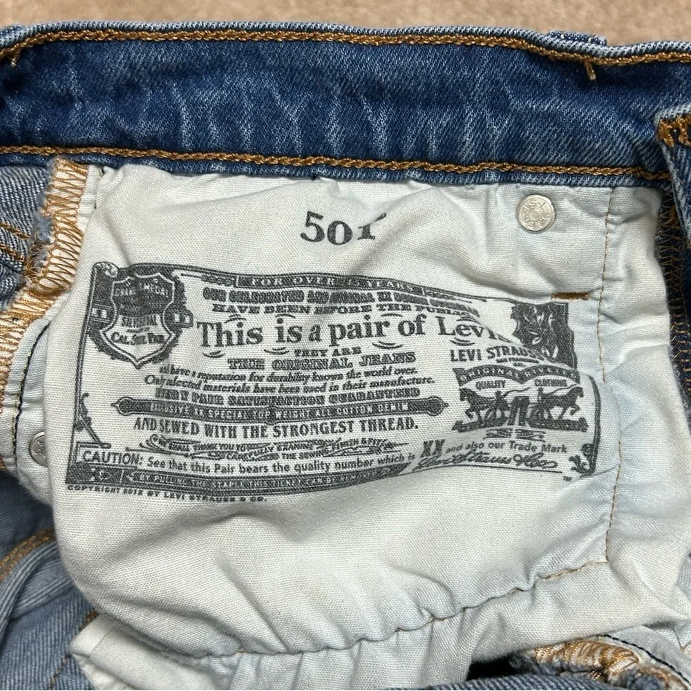 Levis good women’s